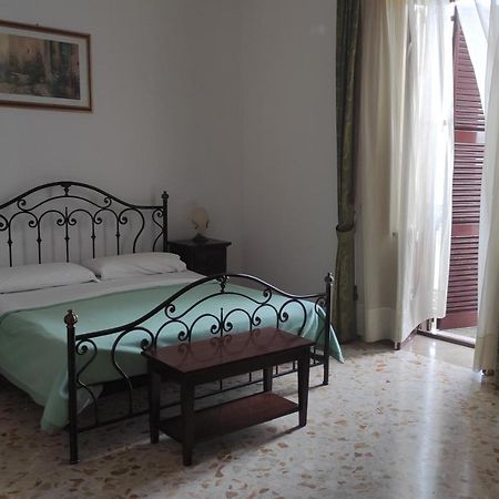 Casa Resci - Dimora Del 1884 Bed and Breakfast Tricase Exterior foto